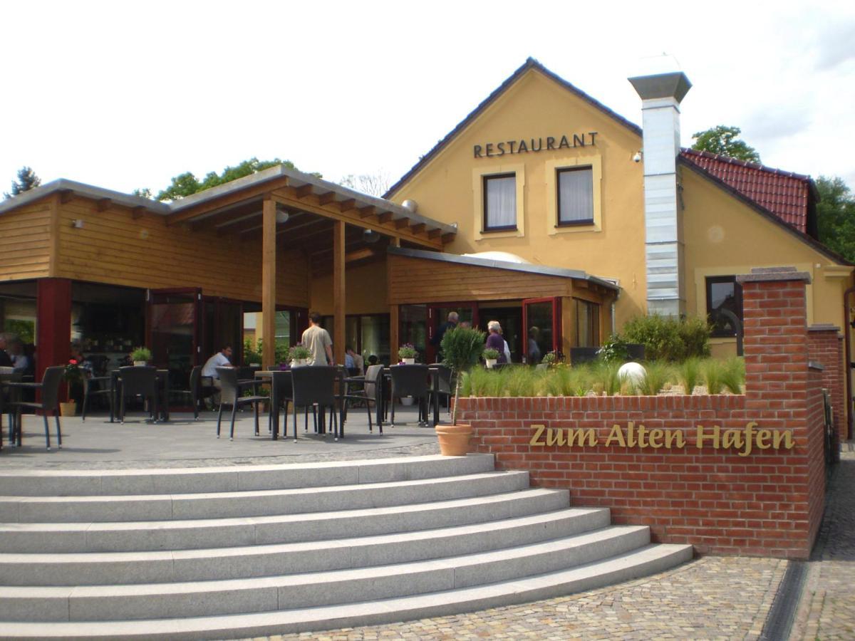 Zum Alten Hafen 라테노브 외부 사진